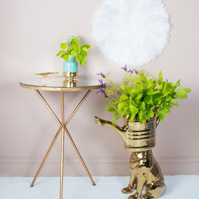 Vase original en or