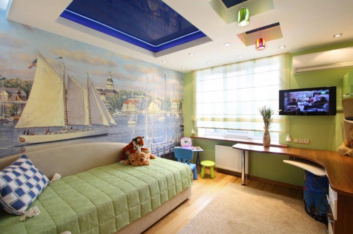 Plafond tendu dans une chambre de garçon