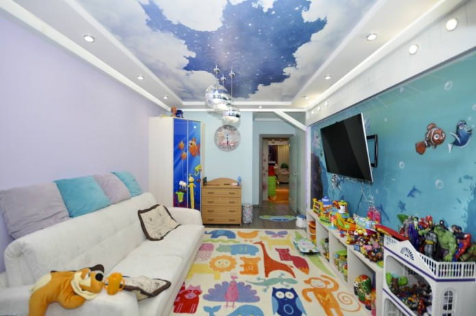 Plafond tendu dans une chambre de garçon
