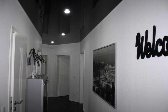 structure de plafond tendu noir