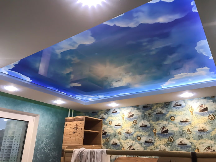 Plafond avec image du ciel