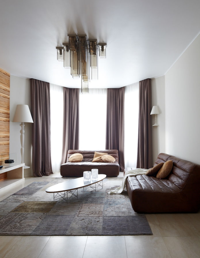 plafond tendu à l'intérieur 