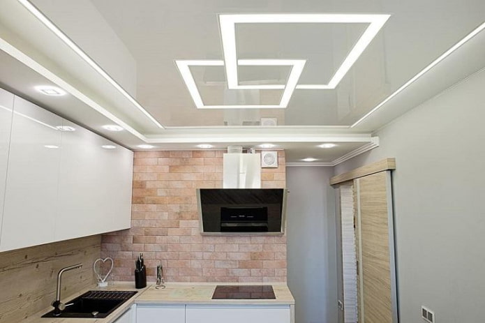 plafond tendu dans la cuisine
