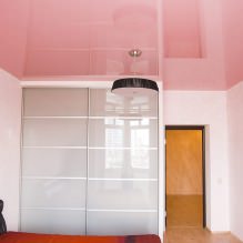 Plafonds tendus dans la chambre-22