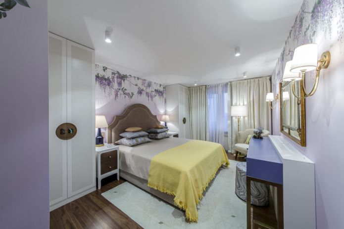 Plafond tendu blanc à un niveau dans la chambre