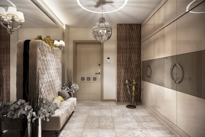 Intérieur de couloir de style néoclassique