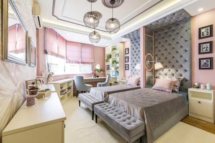 Intérieur d'une chambre d'enfant de style néoclassique