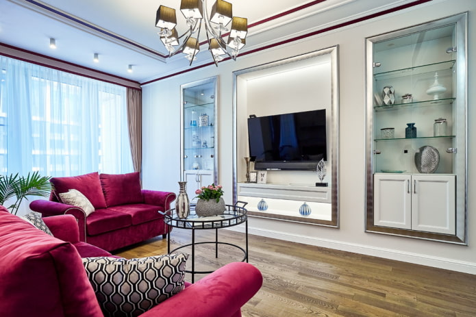 Téléviseur dans une niche à l'intérieur du salon