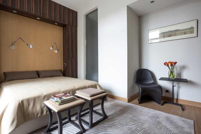 mur avec une niche dans l'intérieur de la chambre