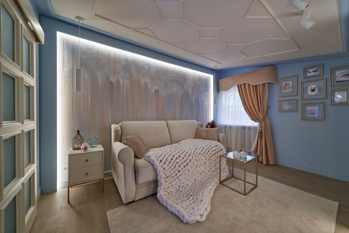 niche dans le mur entier à l'intérieur