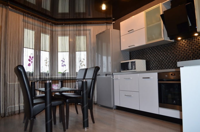 mousseline dans l'intérieur de la cuisine