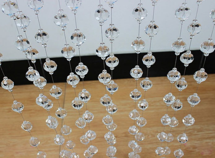 Rideaux de fils avec perles transparentes
