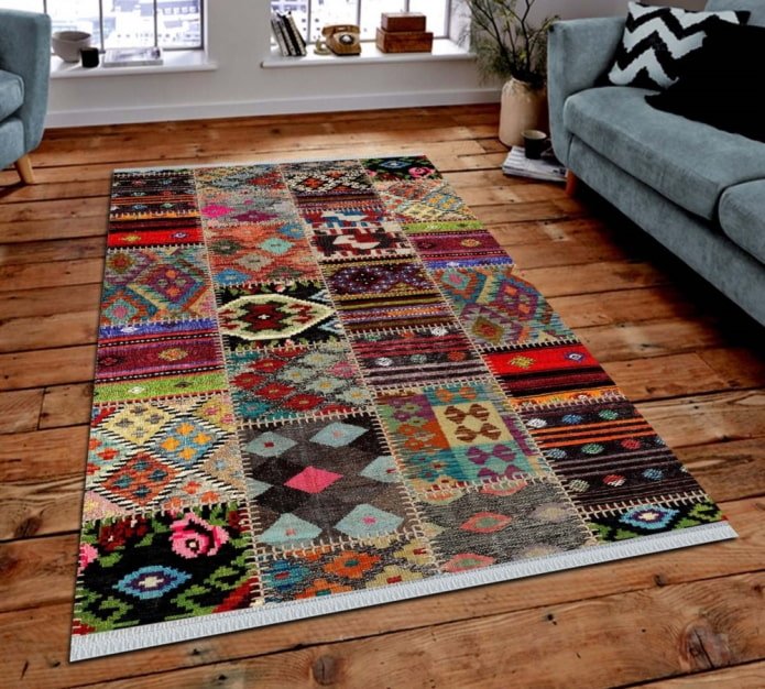 Tapis patchwork fait de vieux tapis