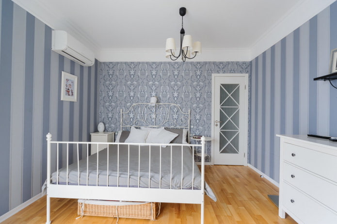 Papiers peints assortis dans la chambre