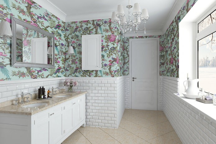 Combinaison de papier peint pastel à motifs lumineux et de briques décoratives dans la salle de bain