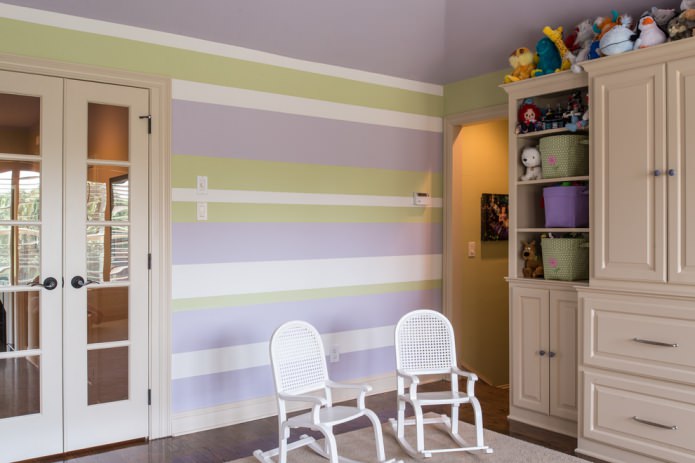 chambre d'enfant violet-vert