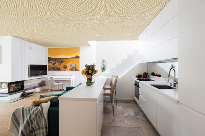 Papier peint beige pour plafond à l'intérieur