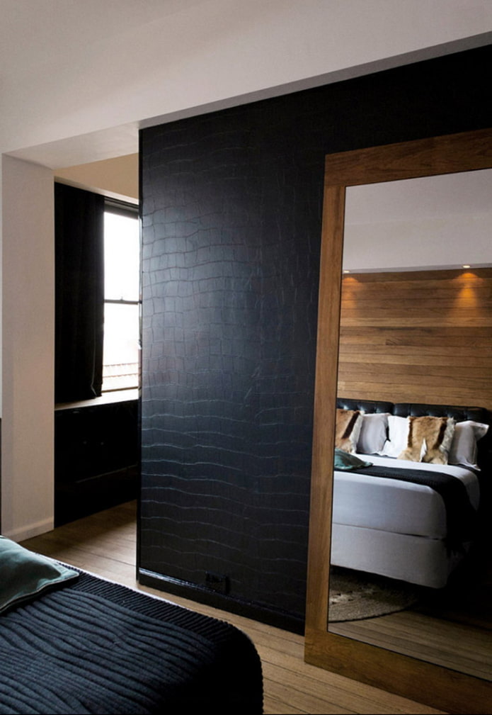 Papier peint en cuir dans la chambre