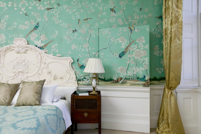 combinaison de fleurs avec des oiseaux