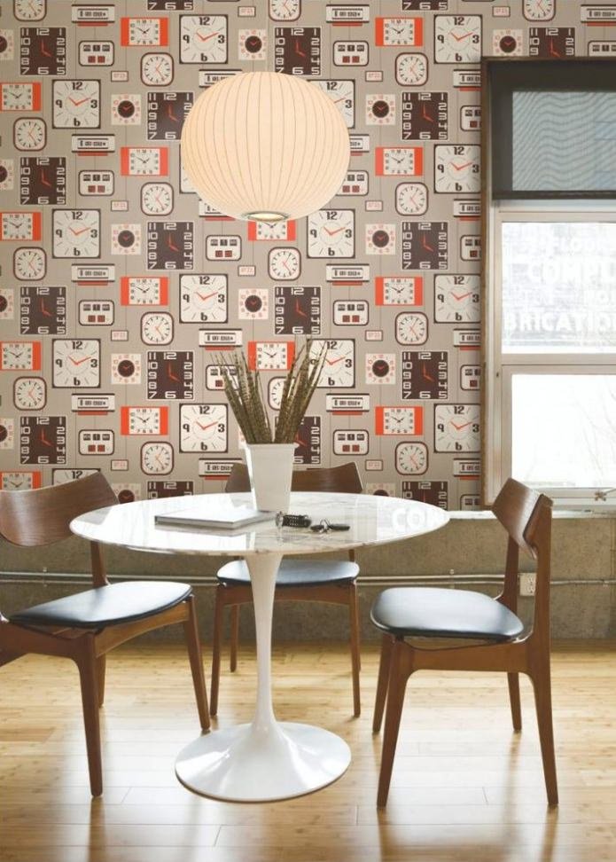 Papier peint gris-orange avec un motif