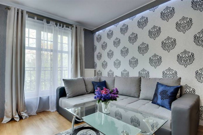 Rideaux à l'intérieur du salon