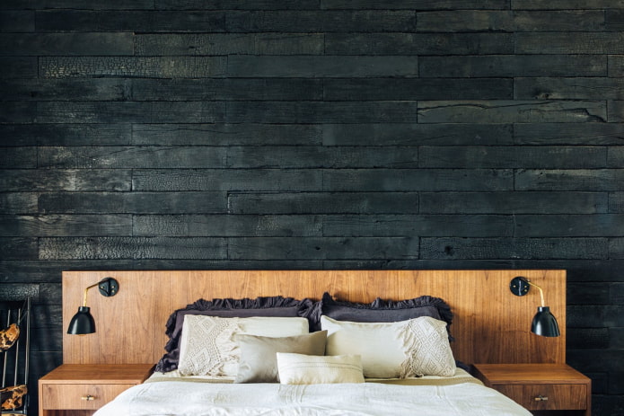 planche brûlée à l'intérieur de la chambre