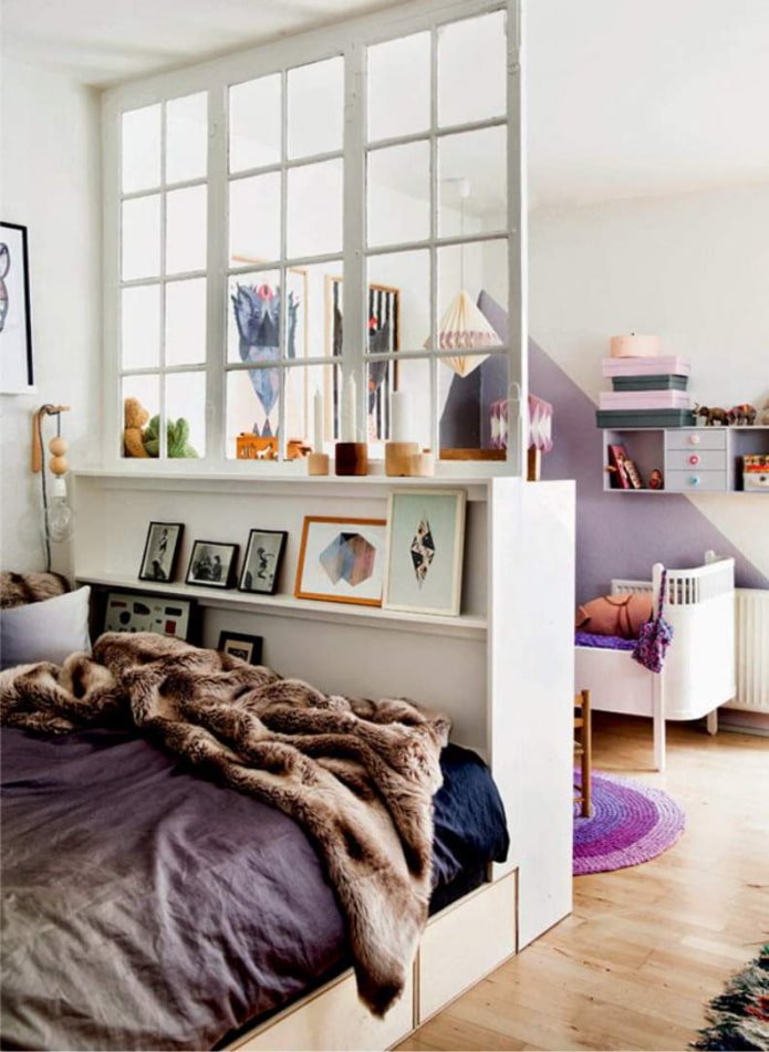 chambre d'enfant dans un appartement d'une pièce