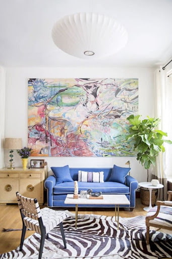 grand tableau dans le salon