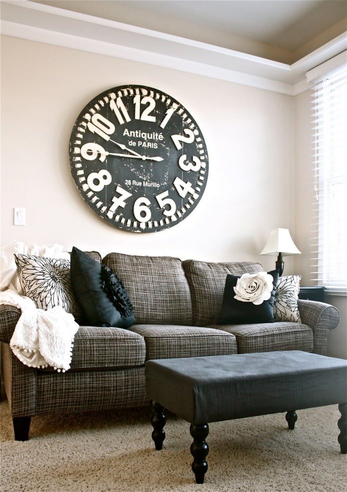 grande horloge antique