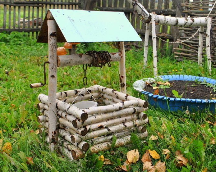 puits en rondins de bouleau