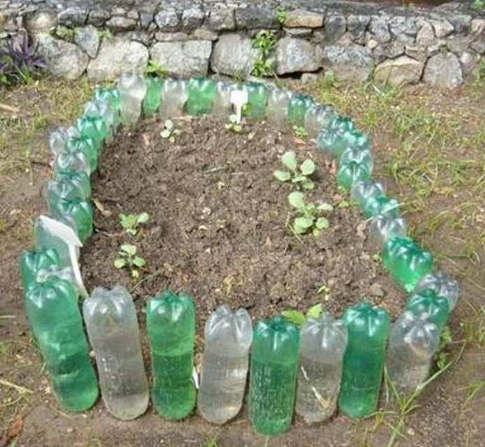 clôture en bouteilles