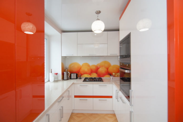 Tablier de cuisine aux tons orange