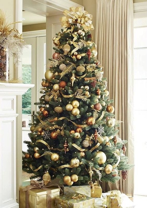Un sapin sans guirlandes
