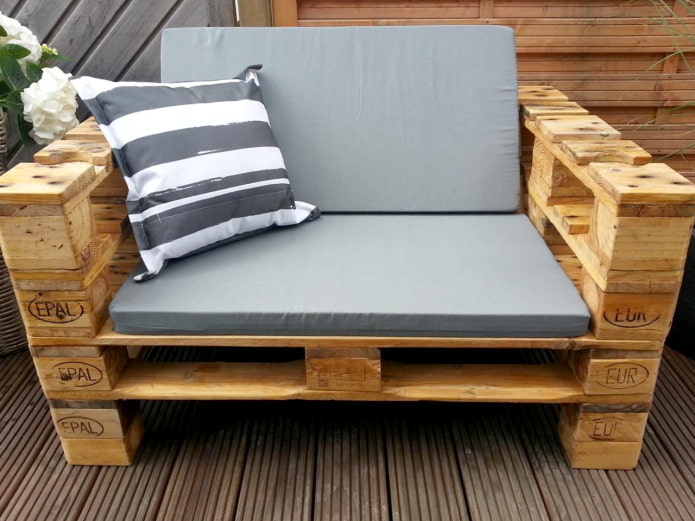 Chaise en palette