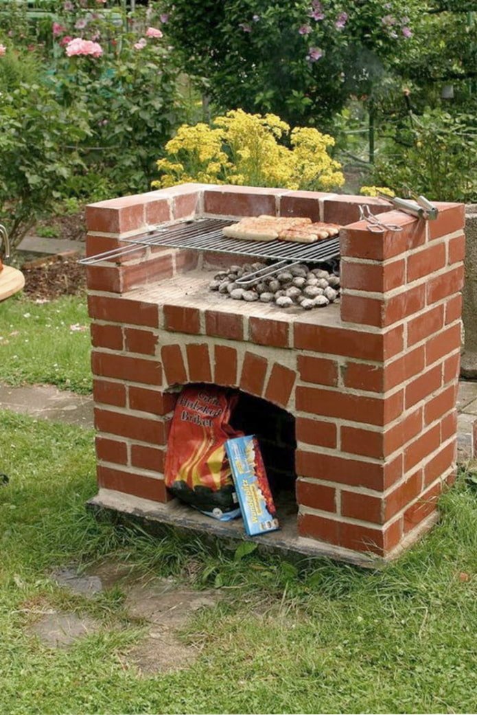 Barbecue en briques