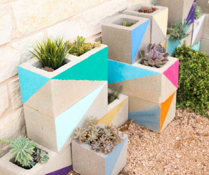 Blocs de mousse peints