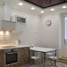 Comment organiser l'éclairage dans une cuisine avec un plafond tendu ? plafond?-3