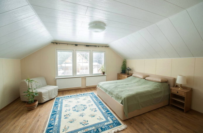 panneaux en PVC pour le plafond