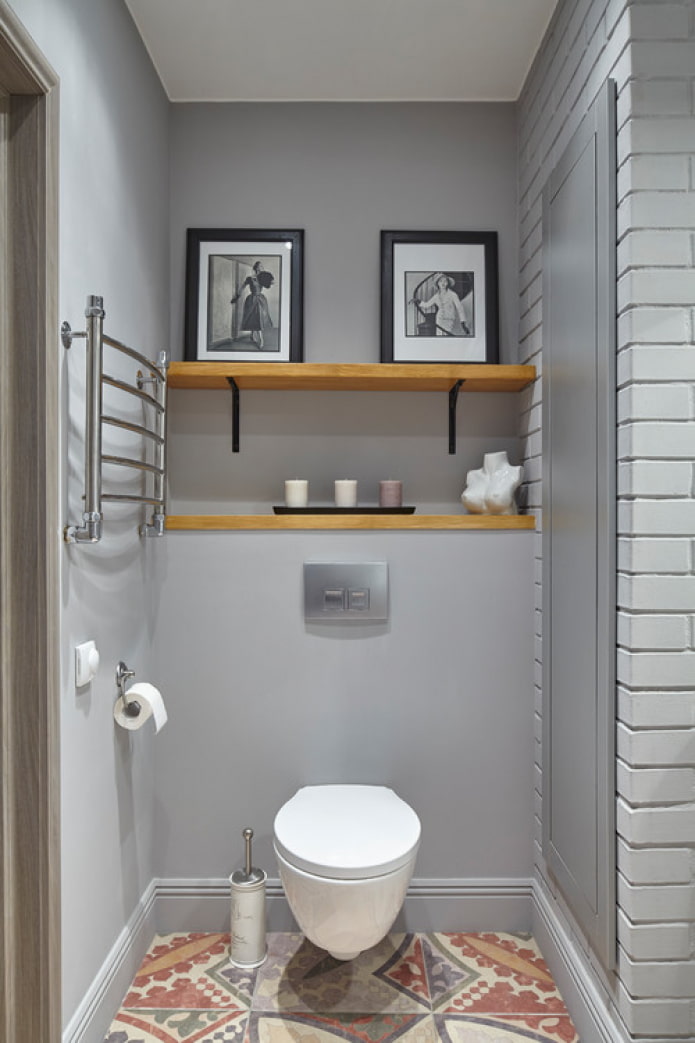toilettes dans les tons gris