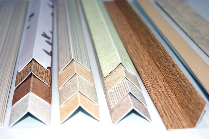 couleurs des angles en plastique