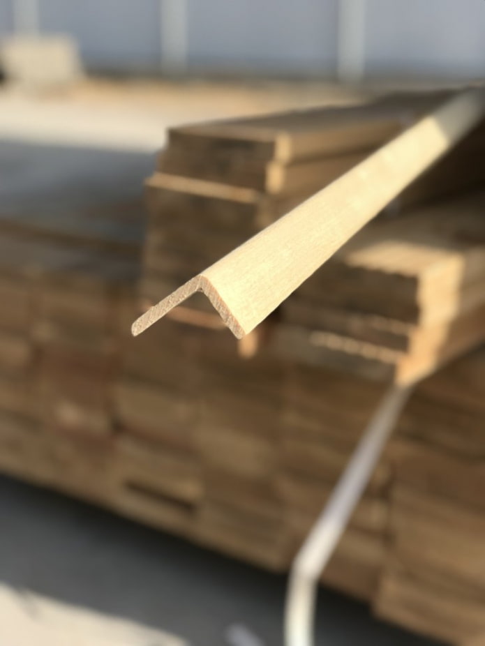 coin en bois pour angle extérieur