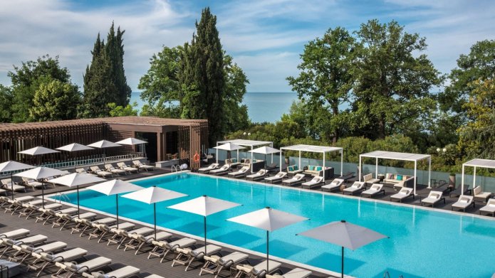 piscine extérieure