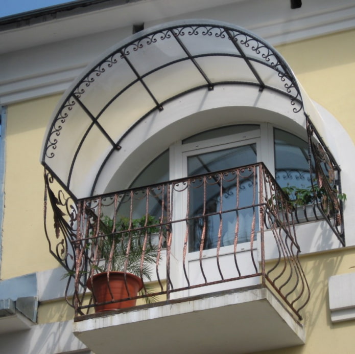 auvent pour balcon en polycarbonate