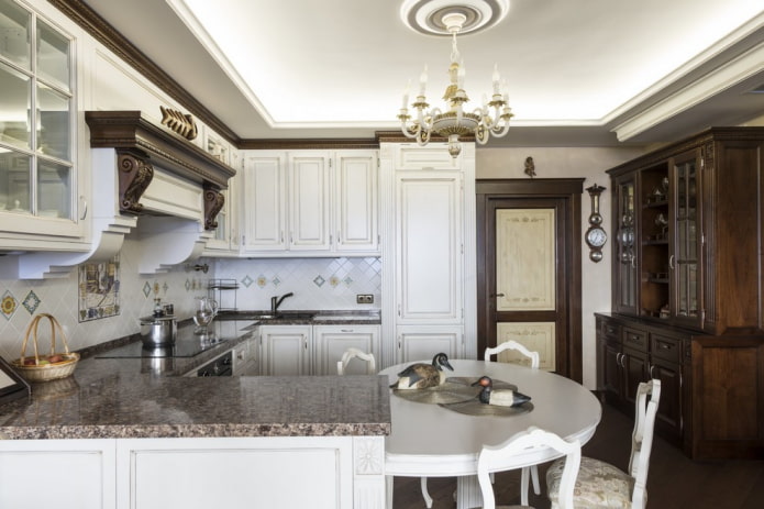 Ensemble de cuisine en U avec table
