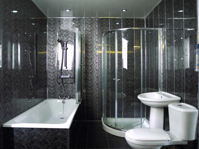 salle de bains avec panneaux en plastique noir