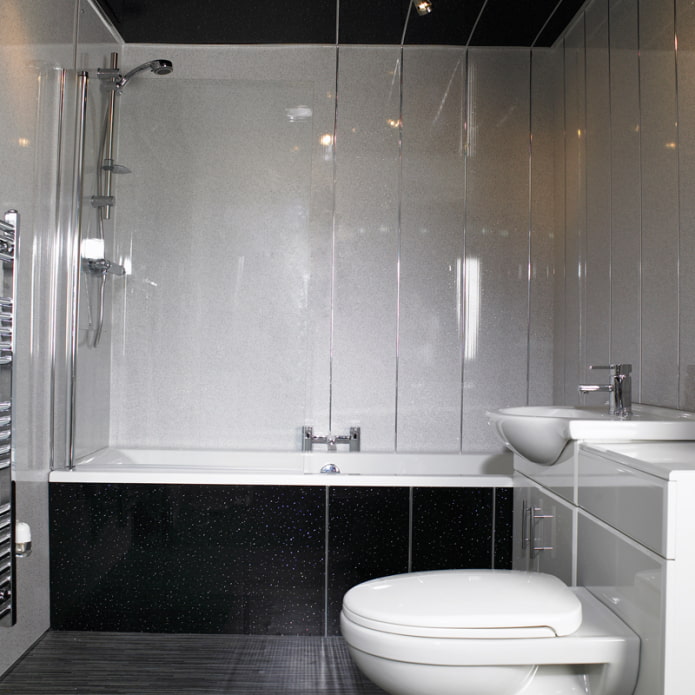 Salle de bain noir et blanc