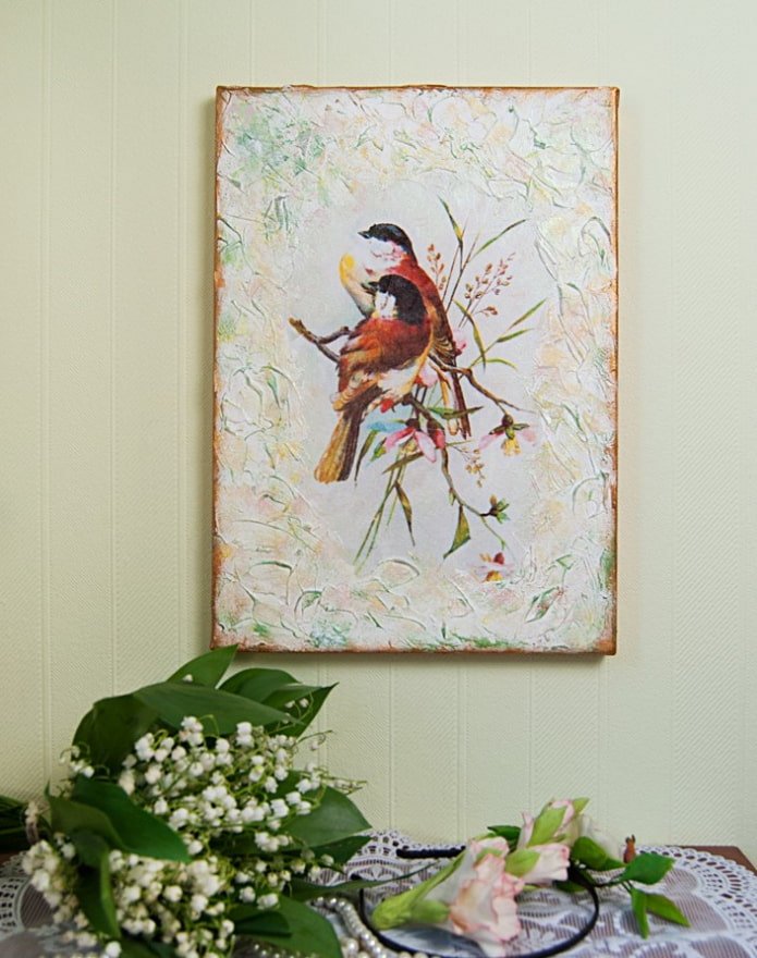 Panneau mural en technique de découpage à l'intérieur