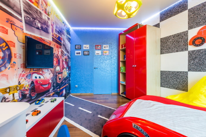 Structure de plafond flottant dans la chambre d'enfant