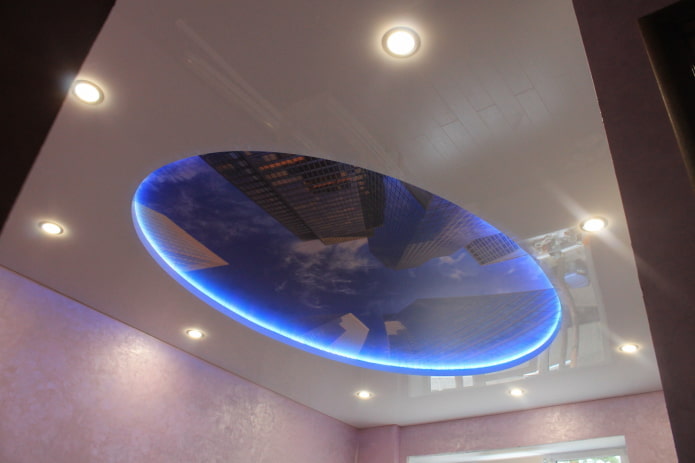 Structure de plafond flottant ovale