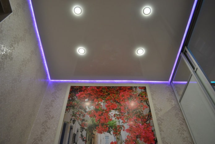 Structure de plafond flottant à un seul niveau
